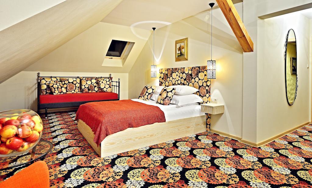 Hotel Karczma Rzym Bydgoszcz S5 Camera foto